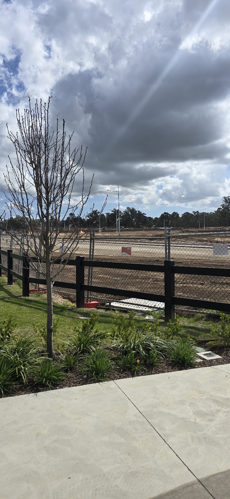 Birling Sales & Information Centre | 975 The Northern Rd, Bringelly NSW 2556, Australia | Phone: (02) 9050 0555