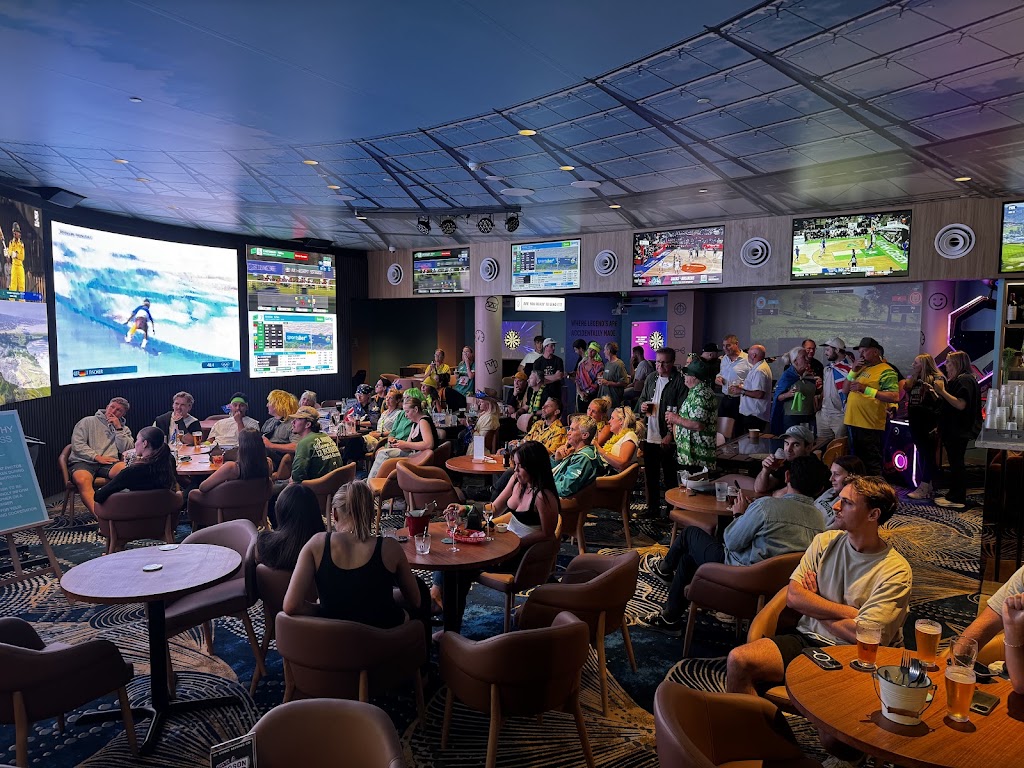 Harbord Diggers Sports Lounge | 88 Evans St, Freshwater NSW 2096, Australia | Phone: (02) 9105 4888