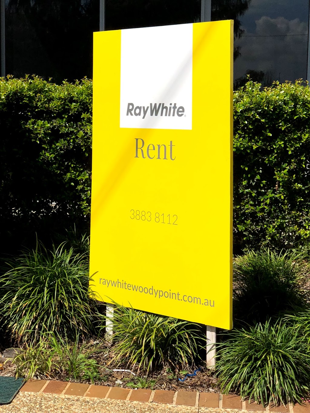 Ray White Woody Point | real estate agency | 1/54 Oxley Ave, Woody Point QLD 4019, Australia | 0732832277 OR +61 7 3283 2277