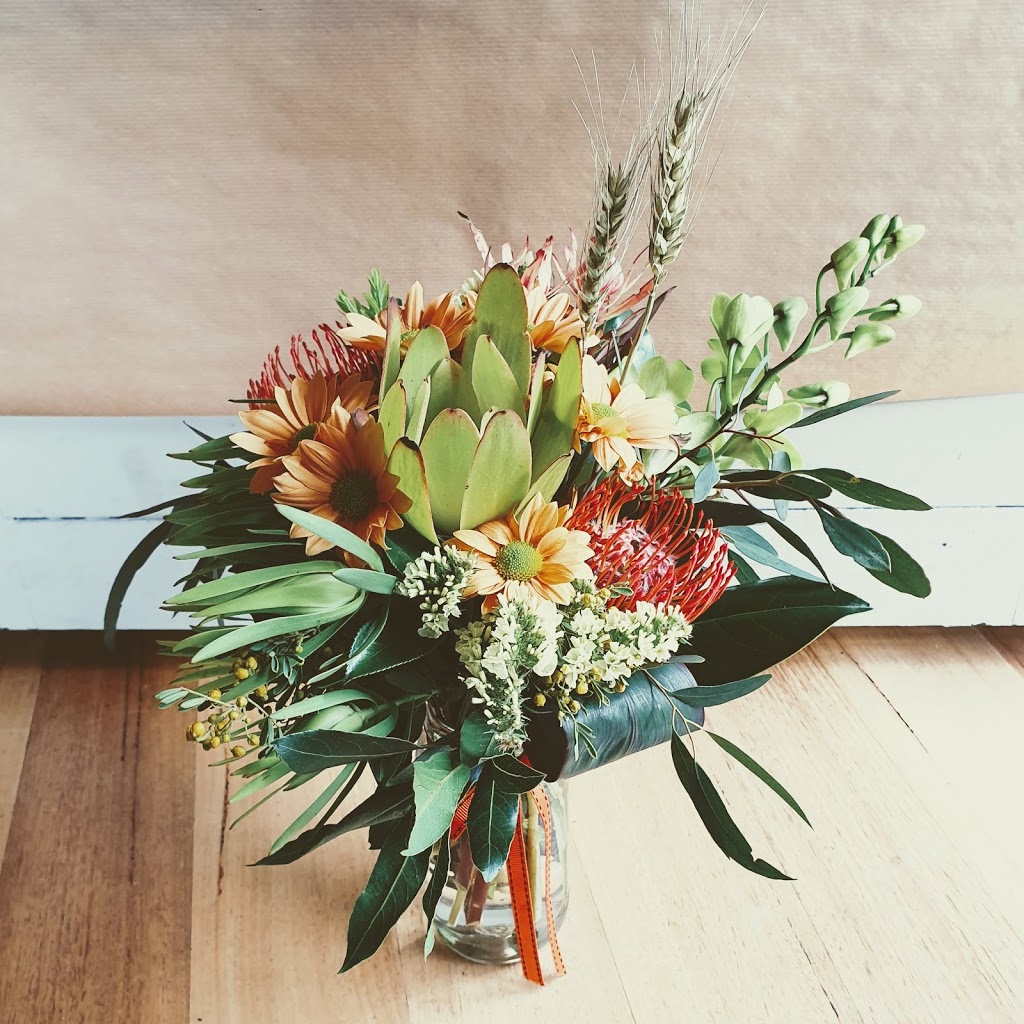 B Floral Creative | 220-230 Yarra St, Warrandyte VIC 3113, Australia | Phone: 0402 545 245