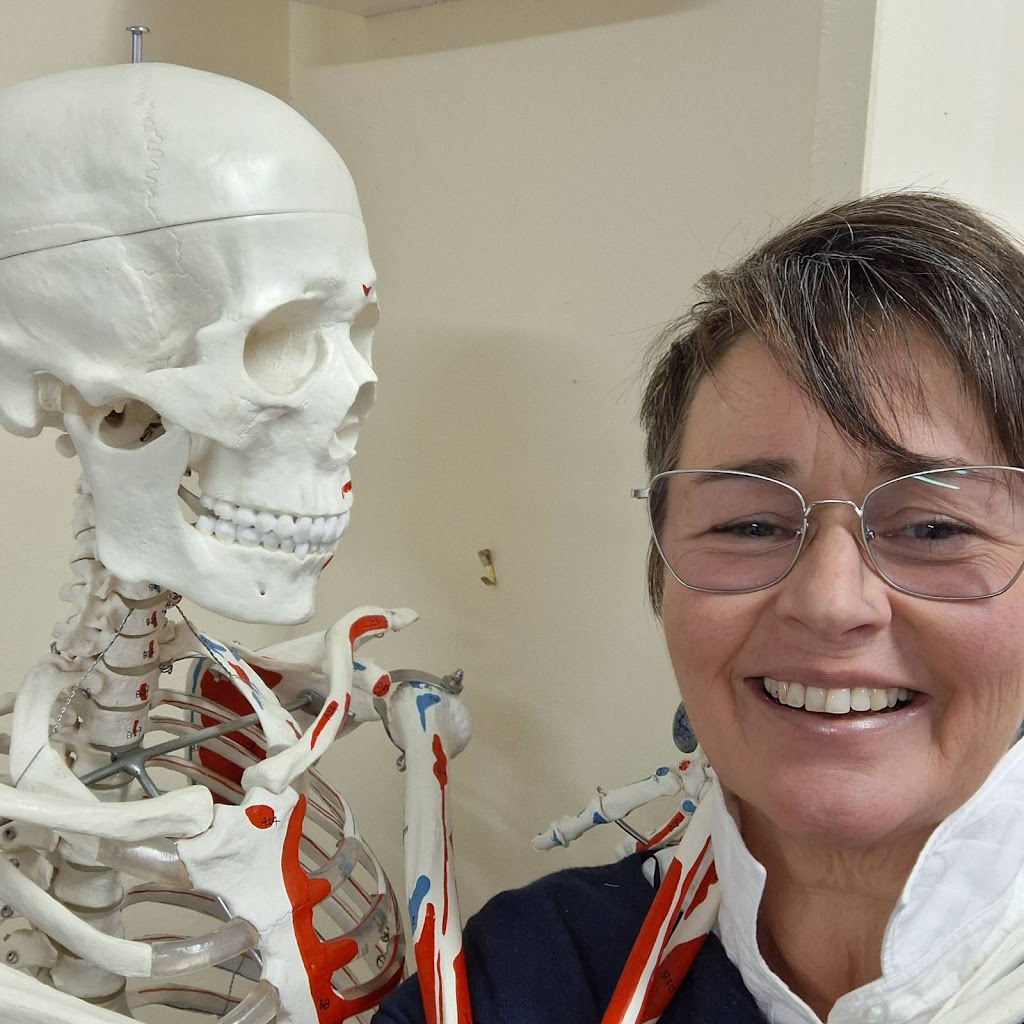 Dr Lisa Don - Chiropractor | 80 Mollison St, Malmsbury VIC 3446, Australia | Phone: 0448 512 593