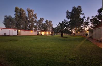 Gunbarrel Oasis Travellers Rest | Packsaddle Farm, 25 Wongawol Rd, Wiluna WA 6646, Australia | Phone: 0427 739 000