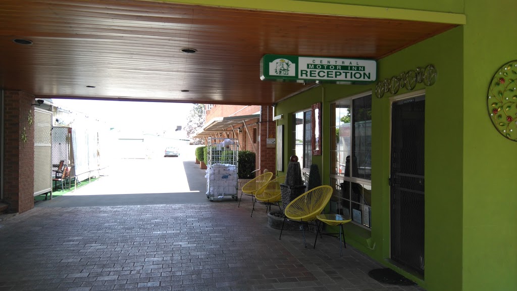 Central Yarrawonga Motor Inn | lodging | 111 Belmore St, Yarrawonga VIC 3730, Australia | 0357443817 OR +61 3 5744 3817