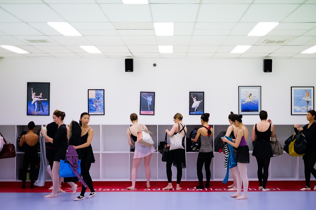 Elancé Adult Ballet School | gym | 2b Monomeeth Dr, Mitcham VIC 3132, Australia | 1300739483 OR +61 1300 739 483