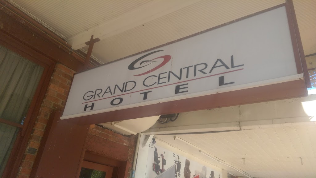 The Grand Central Hotel | 103 Murphy St, Wangaratta VIC 3677, Australia | Phone: (03) 5721 8255