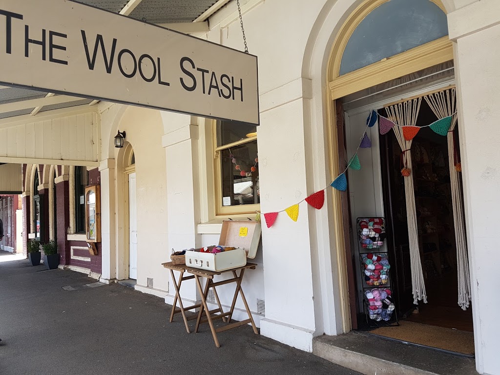 The Wool Stash | store | 32 Main St, Maldon VIC 3463, Australia | 0457695760 OR +61 457 695 760