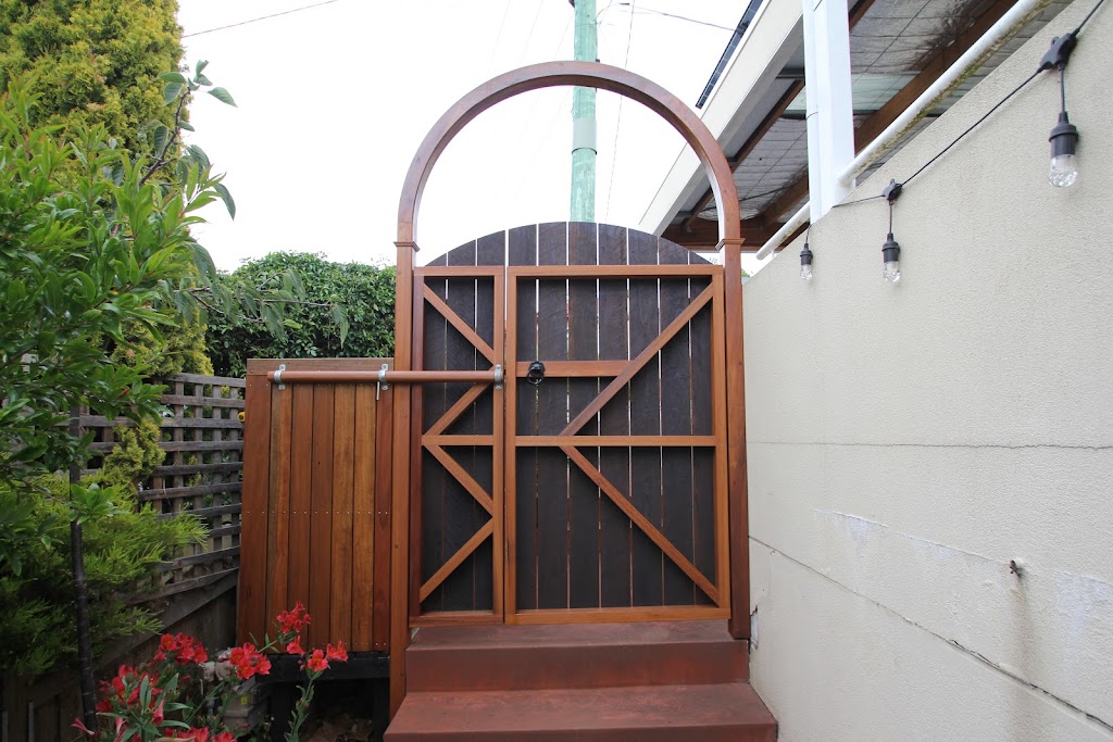 Undercover Creative | 372 Fire Tower Rd, Koonya TAS 7187, Australia | Phone: 0490 062 273