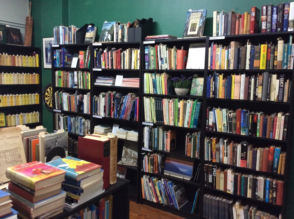 The Little Shop of Books | 160 Parker St, Cootamundra NSW 2590, Australia | Phone: 0456 758 330