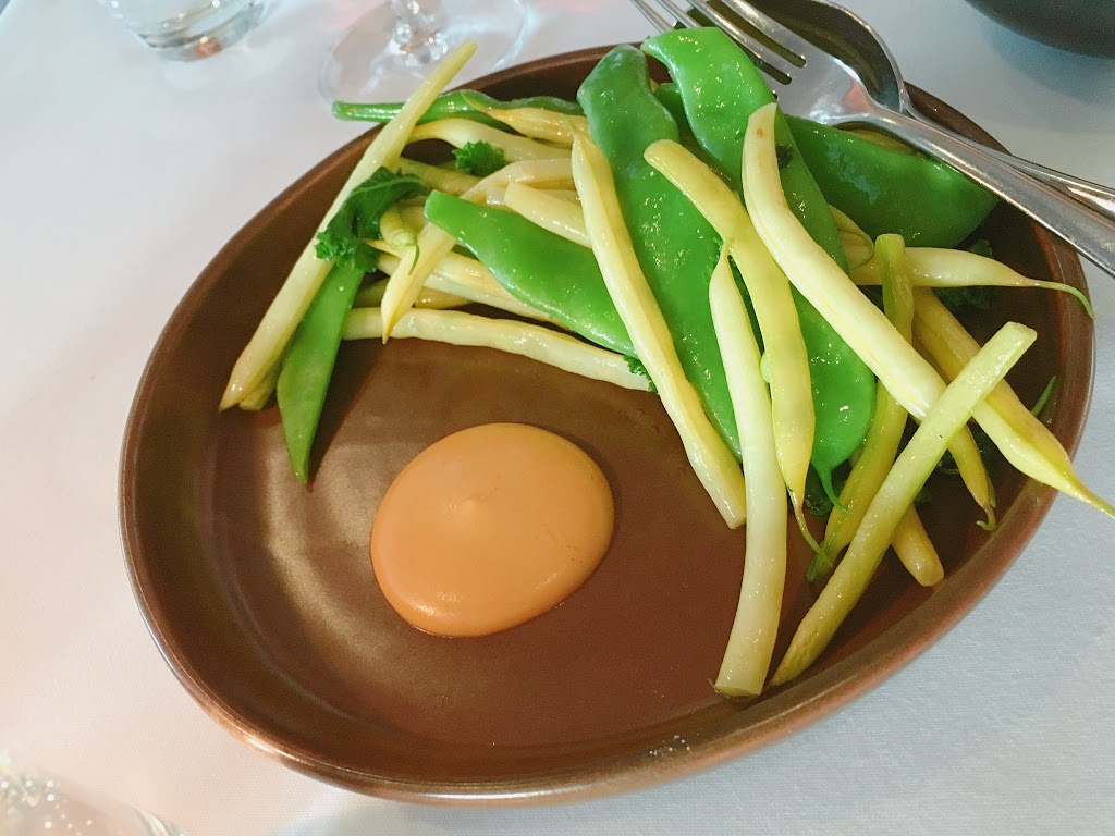 Aria Restaurant Sydney | 1 Macquarie St, Sydney NSW 2000, Australia | Phone: (02) 9240 2255