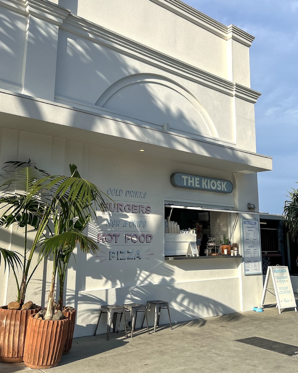 The Kiosk | 43 Goodwin Terrace, Burleigh Heads QLD 4220, Australia | Phone: (07) 5607 6064