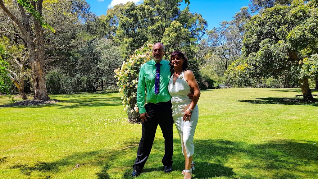 Iris Park Garden Weddings | 6 Carpenters Ln N, Hastings VIC 3915, Australia | Phone: (03) 5979 1760