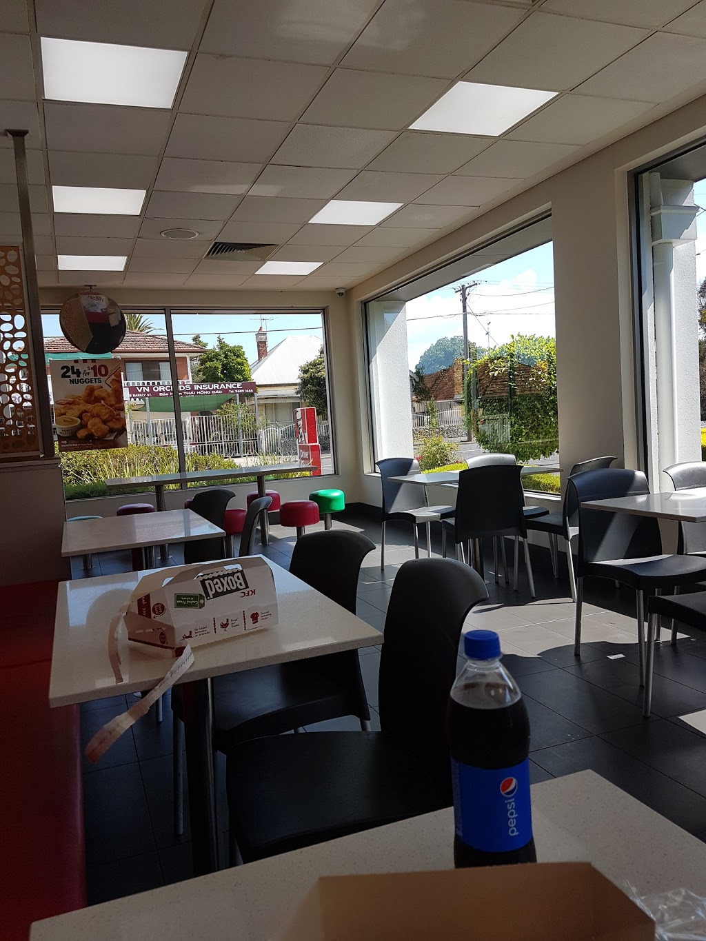 KFC Footscray | meal takeaway | 368 Barkly St, Footscray VIC 3011, Australia | 0396892080 OR +61 3 9689 2080