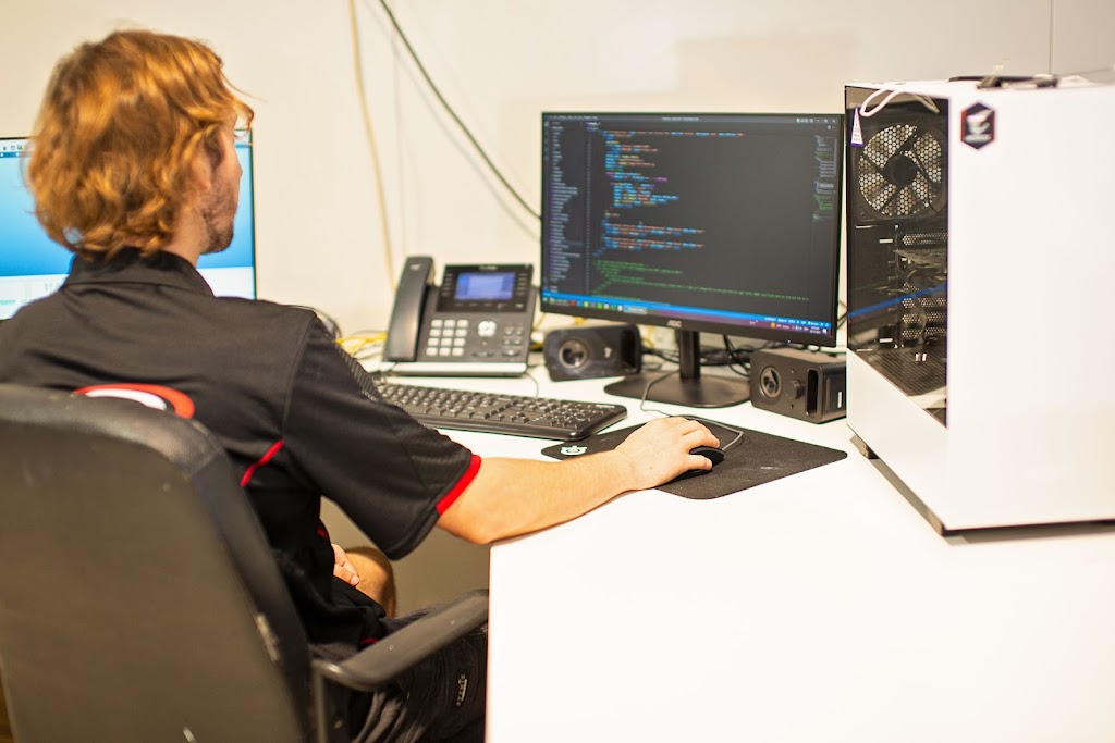 JL Solutions | Building 2, Level 2/222 North St, Rockville QLD 4350, Australia | Phone: 0498 032 299