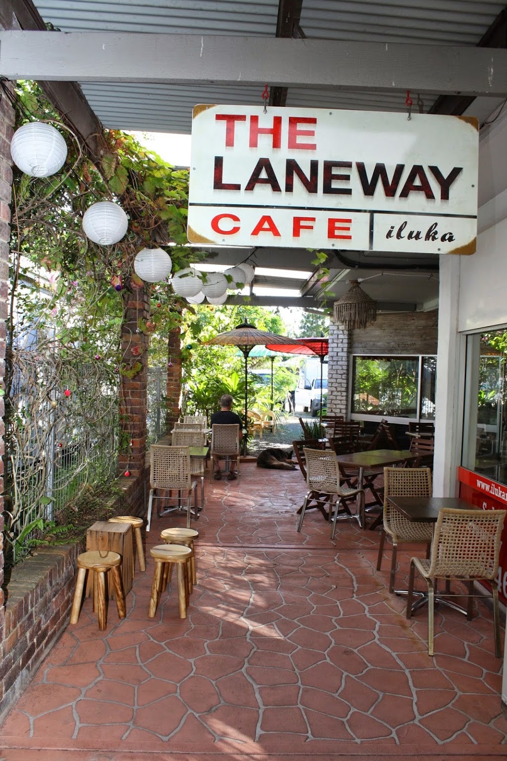 The Laneway Cafe Iluka | cafe | 3/63 Charles St, Iluka NSW 2466, Australia | 0266457022 OR +61 2 6645 7022