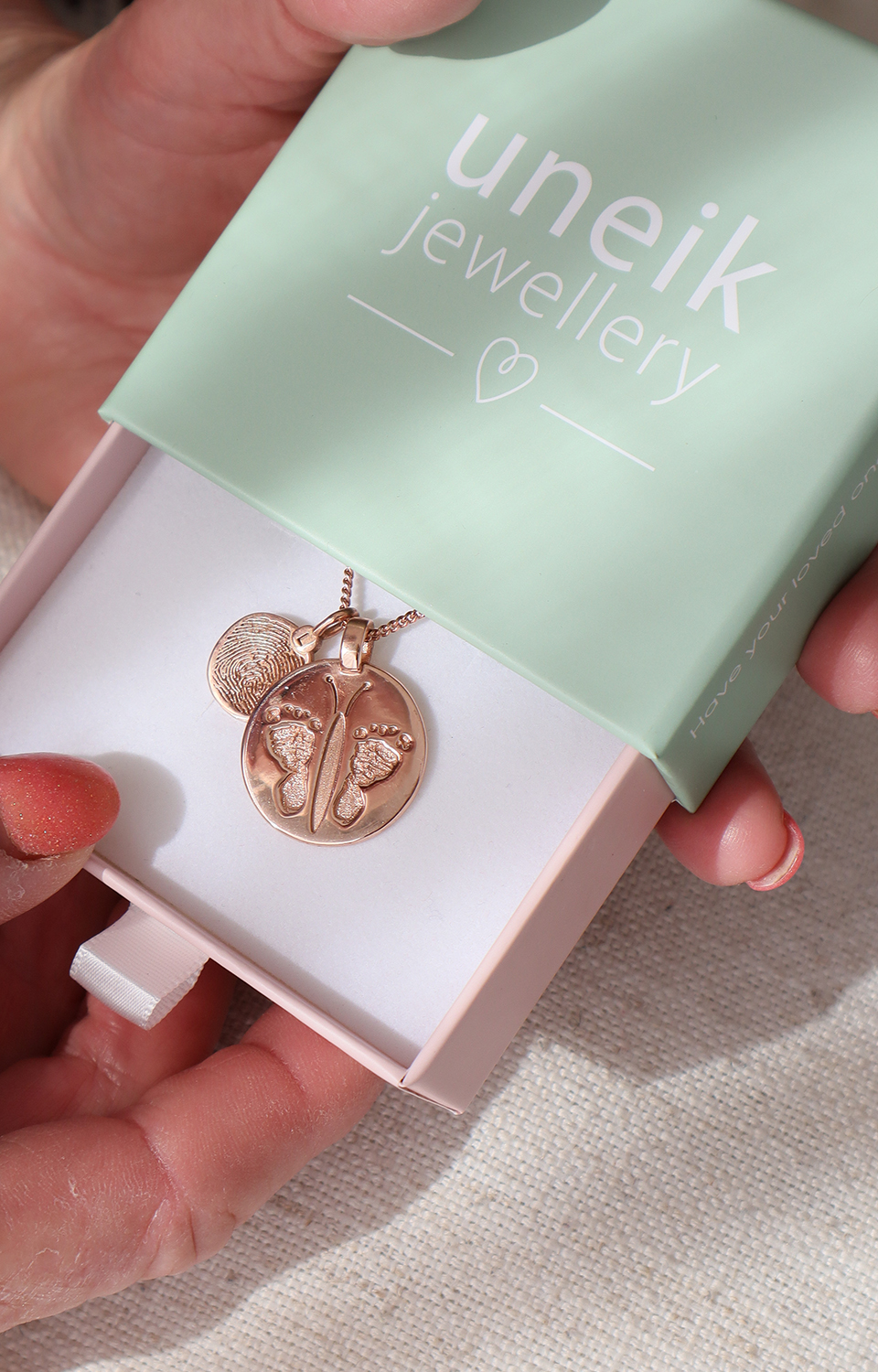 Uneik Jewellery | Greenhalghs Rd, Bunkers Hill VIC 3356, Australia | Phone: 1300 923 330