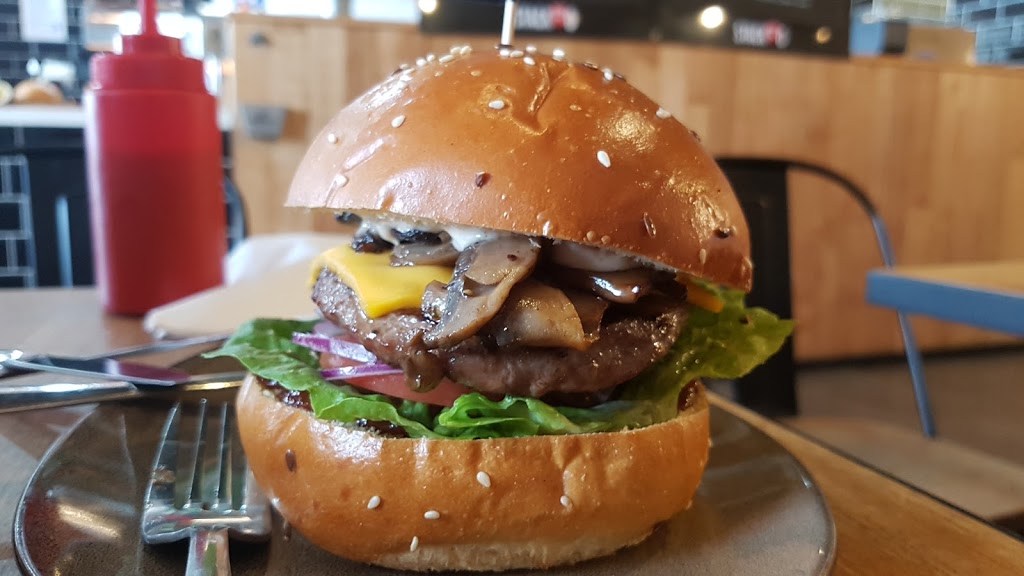 Stackd Burger Bar | restaurant | 95 OShea Rd, Berwick VIC 3806, Australia | 0397026475 OR +61 3 9702 6475