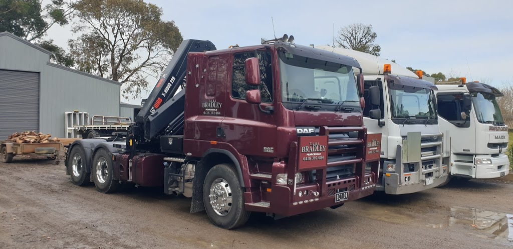 Bradley Crane Trucks | 19 Pearcedale Rd, Pearcedale VIC 3912, Australia | Phone: 0418 392 084