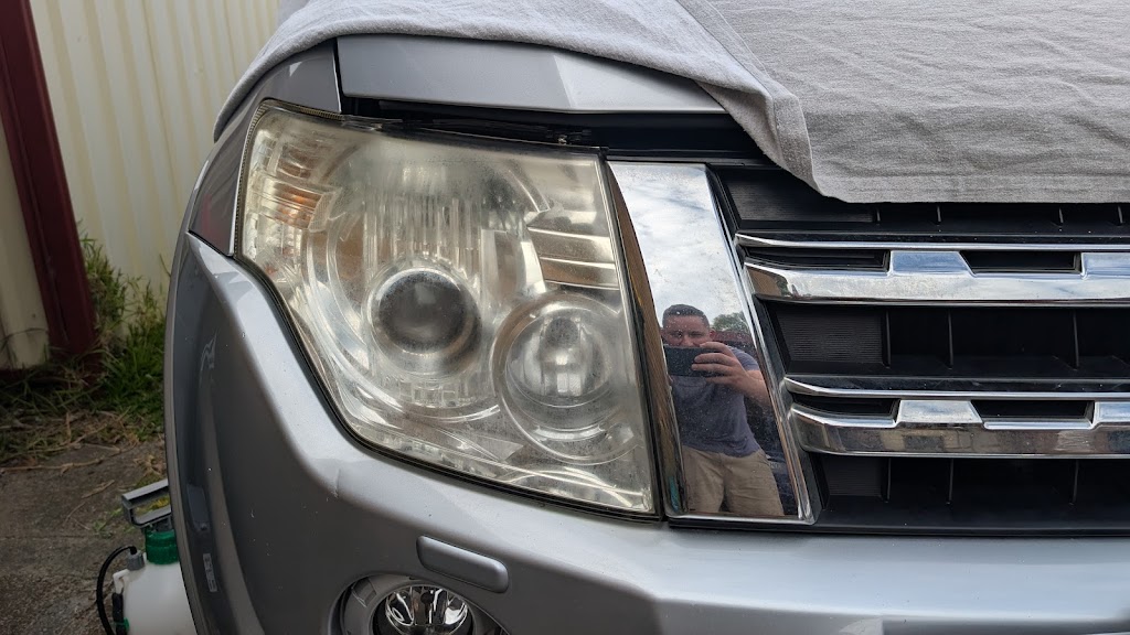 Headlight restoring Newcastle & Lake Macquarie | 119 Enterprise Way, Bolton Point NSW 2283, Australia | Phone: 0499 495 494