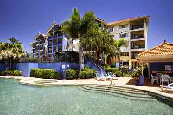 North Cove Waterfront Suites | 275-277 Esplanade, Cairns City QLD 4870, Australia | Phone: (07) 4031 6100