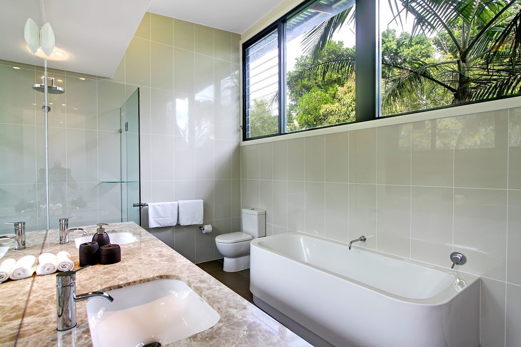 A PERFECT STAY Ocean View at Kiah | 7/17 Cavvanbah St, Byron Bay NSW 2481, Australia | Phone: 1300 588 277