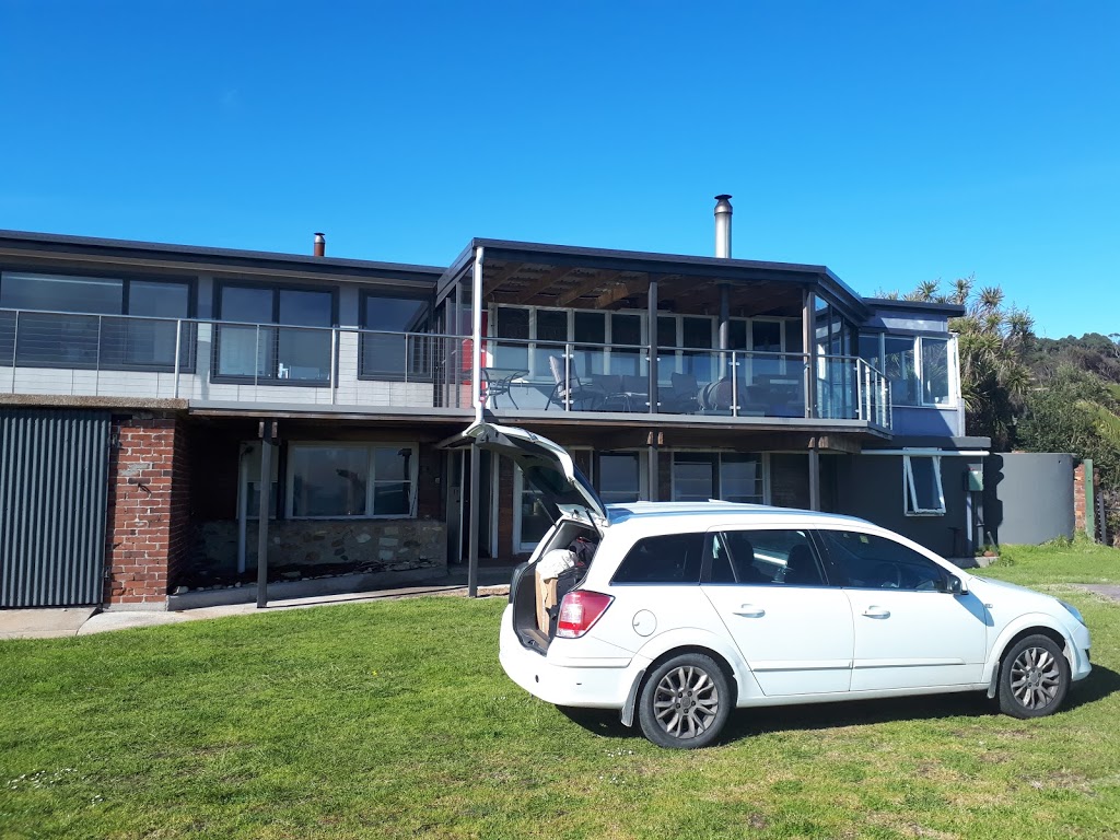 Stanley View Beach House | lodging | 17 Cowrie Point Rd, Cowrie Point TAS 7321, Australia | 0418595314 OR +61 418 595 314