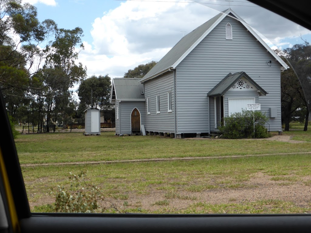 Sacred Heart Catholic Church | church | Yuleba QLD 4427, Australia