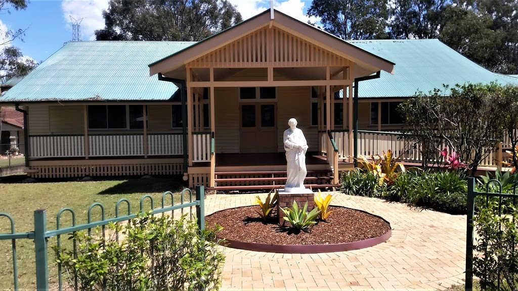 St Joseph the Worker | church | 15 Peplow St, Hemmant QLD 4178, Australia