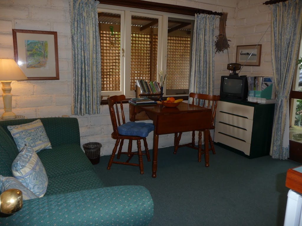 Charnigup Farm Bed and Breakfast | 86 Mawson Rd, Napier WA 6330, Australia | Phone: (08) 9844 3441