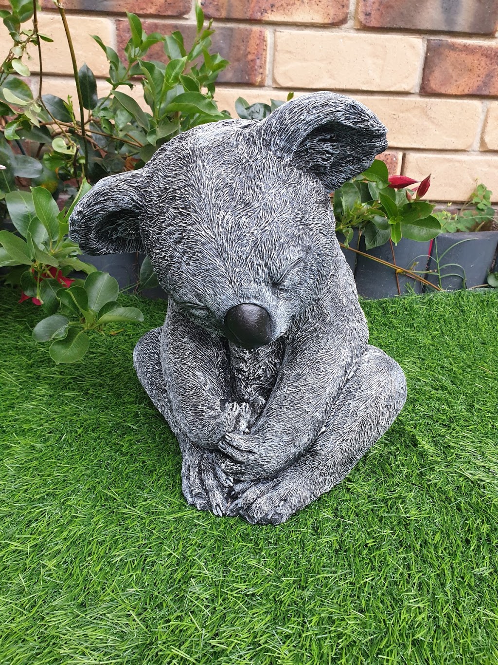 Creative Concrete Statues - Appointment Only - (Please call ahea | 15 Salmon Pl, Sandstone Point QLD 4511, Australia | Phone: 0415 706 174