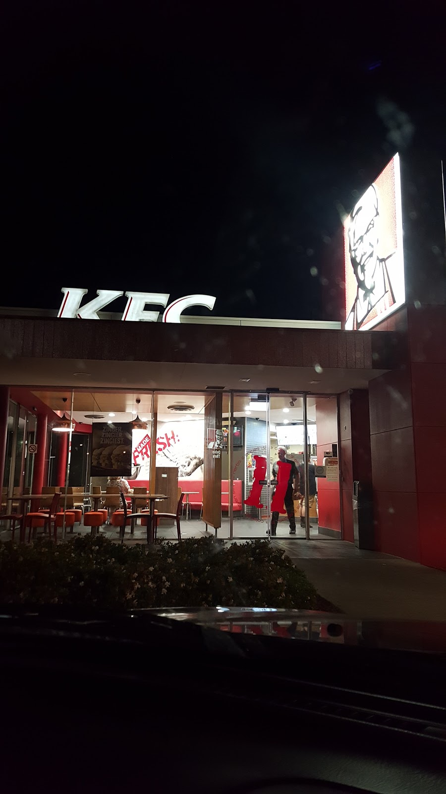 KFC Yarrawonga | meal takeaway | 182/184 Belmore St, Yarrawonga VIC 3730, Australia | 0357433224 OR +61 3 5743 3224