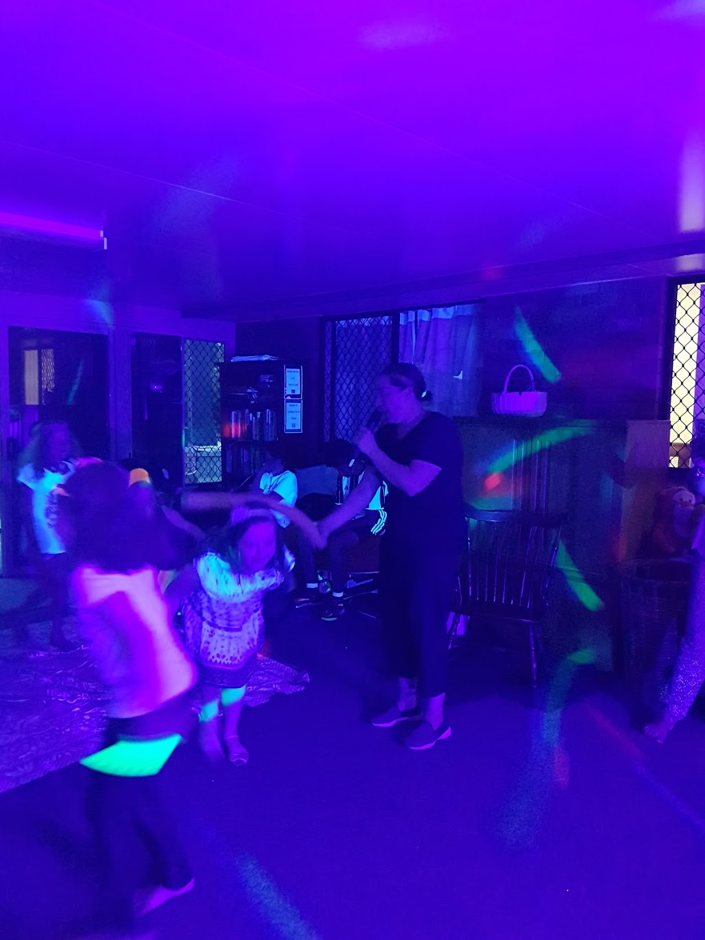 DJ Bex Discos | Bray St, Lowood QLD 4311, Australia | Phone: 0408 337 338