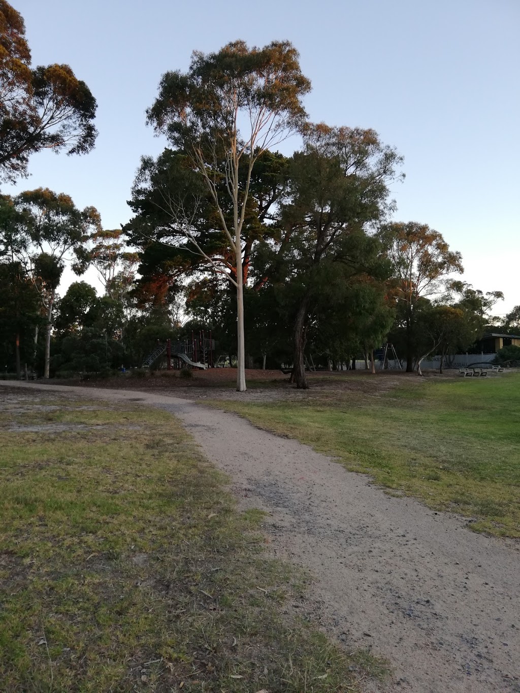 Cheltenham Park Reserve and Playground | park | Park Rd, Cheltenham VIC 3192, Australia | 95994444 OR +61 95994444