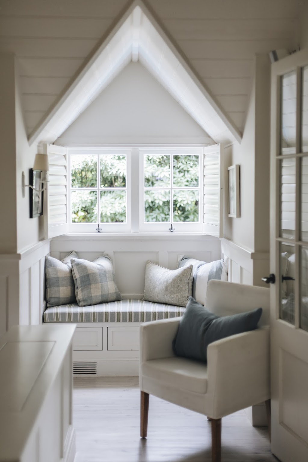 BM Interiors | Cynthea Rd, Palm Beach NSW 2108, Australia | Phone: 0400 889 536