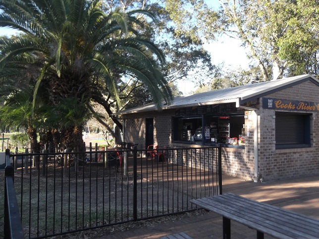 Cooks River Canteen | cafe | Gough Whitlam Park, Bayview Ave, Earlwood NSW 2206, Australia | 0498028120 OR +61 498 028 120