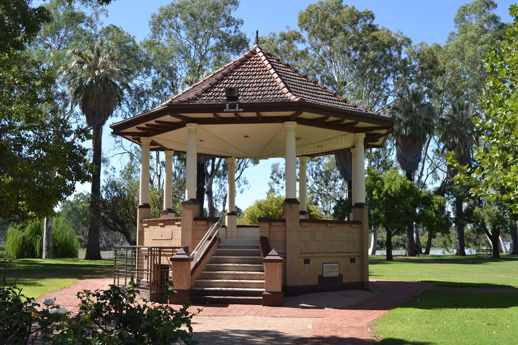 Jarrett Memorial Gardens | park | 72 James Ave, Renmark SA 5341, Australia