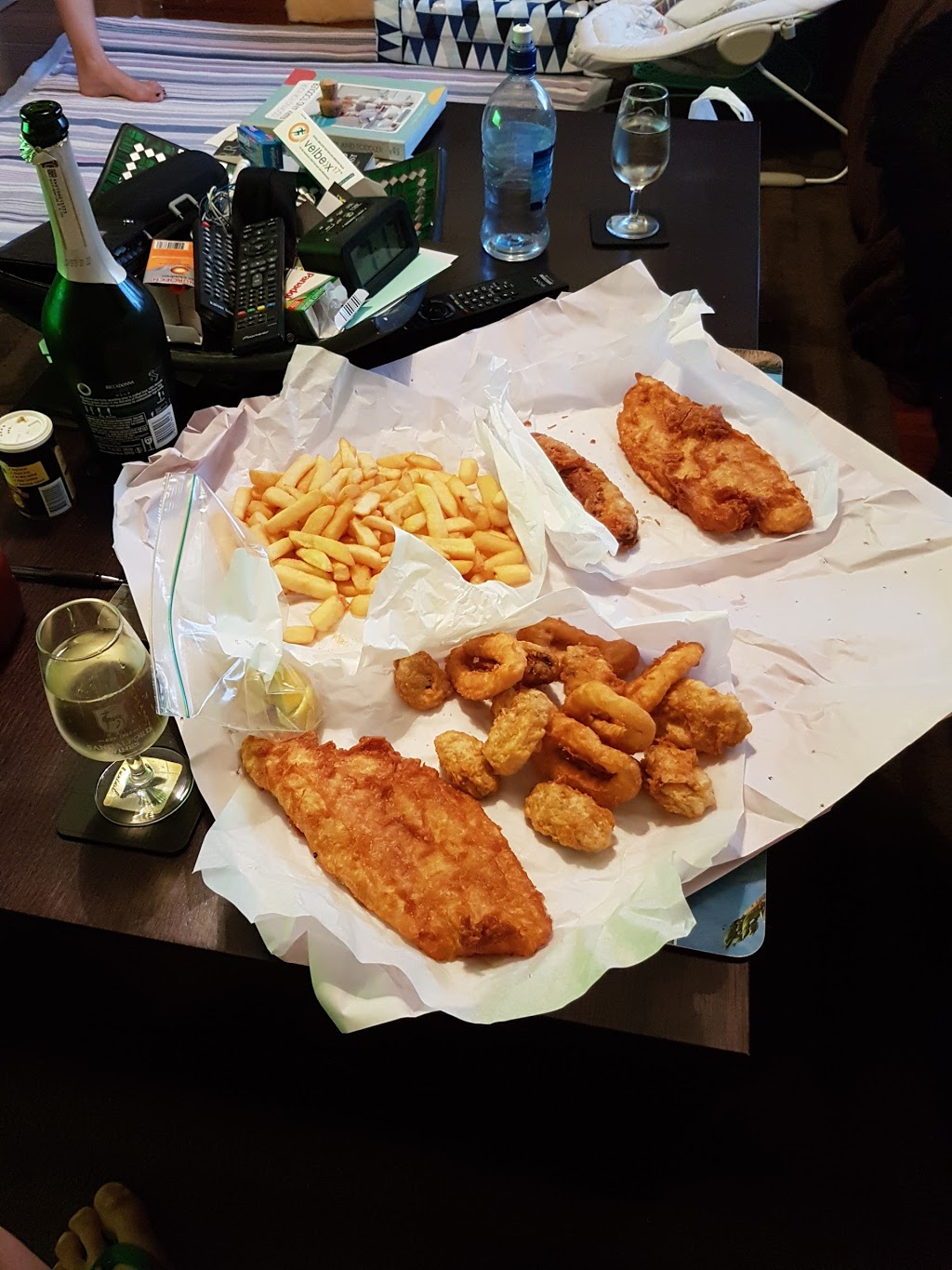 Santorini Fish and Chips | meal takeaway | 2/467 Guildford Rd, Bayswater WA 6053, Australia | 0894718003 OR +61 8 9471 8003