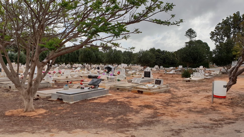 Geraldton Cemetery & Crematorium | 130 Eastward Rd, Utakarra WA 6530, Australia | Phone: (08) 9921 2707