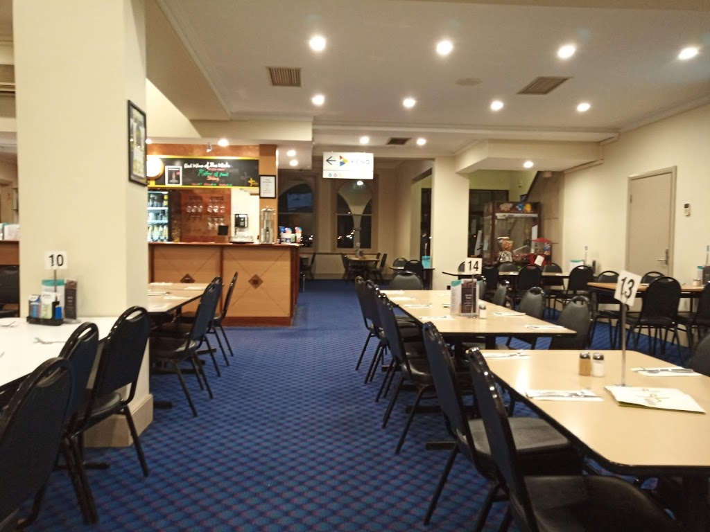 Gordon Hotel | 63 Bentinck St, Portland VIC 3305, Australia | Phone: (03) 5523 1121