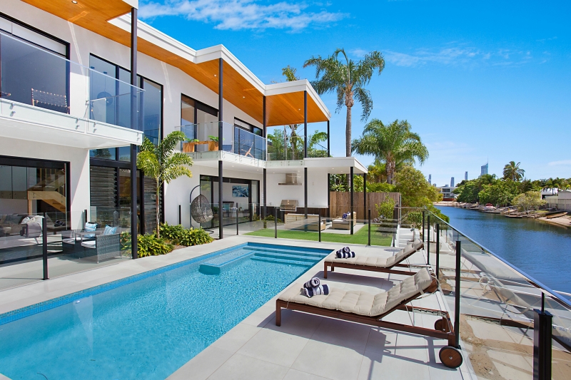 Elite Holiday Homes - KEY WEST | 22 Key W, Broadbeach Waters QLD 4218, Australia | Phone: (07) 5592 3881