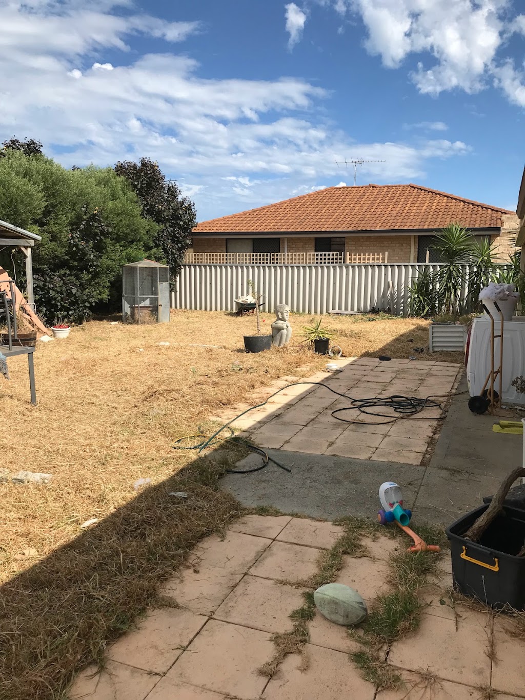 Lightning Mowing |  | Coolbellup Ave, Coolbellup WA 6163, Australia | 0438802457 OR +61 438 802 457