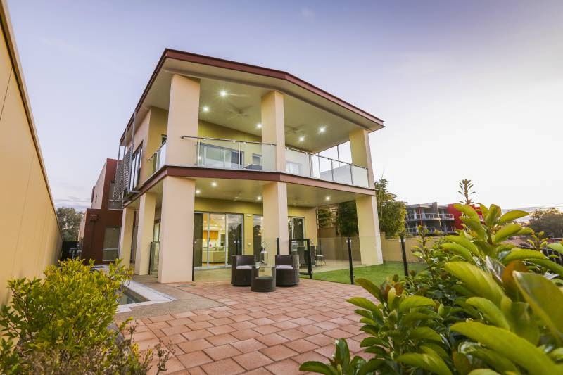 Indulge Luxury Homes (Marina 4) | real estate agency | 4 Waterside Way, Mildura VIC 3500, Australia | 1300539559 OR +61 1300 539 559
