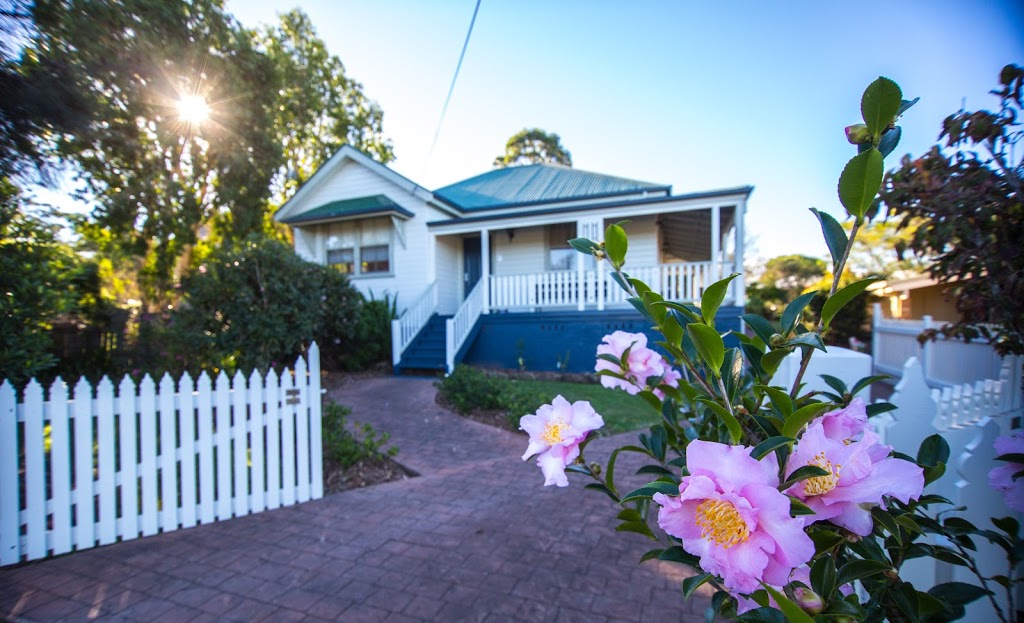 The Long Weekend Retreat & Queen Bee Cottage | lodging | 36 Croobyar Rd, Milton NSW 2538, Australia | 0740603291 OR +61 7 4060 3291