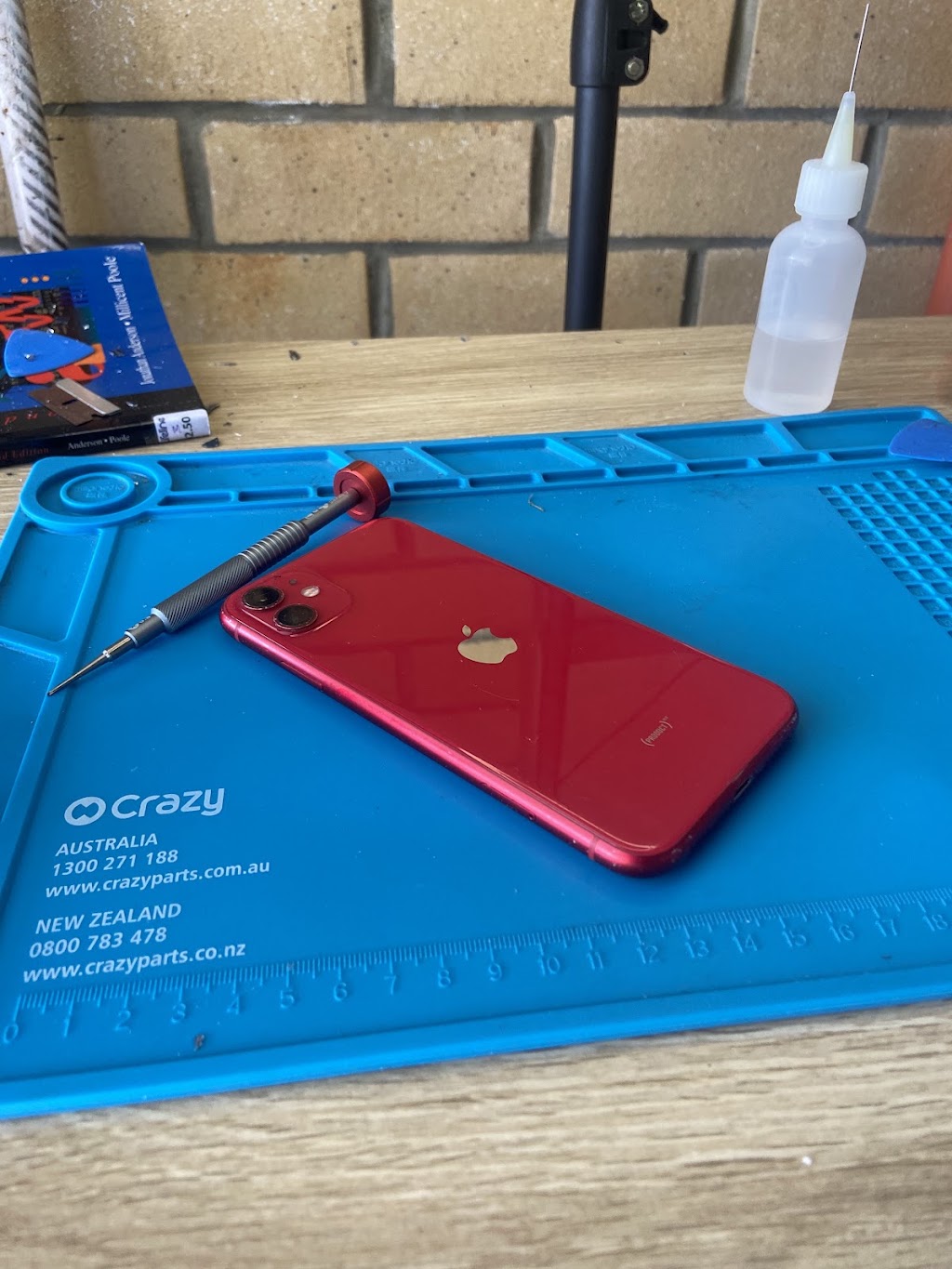 PJS Phone Repair | 4 Kentia Ct, Elanora QLD 4221, Australia | Phone: 0489 218 955