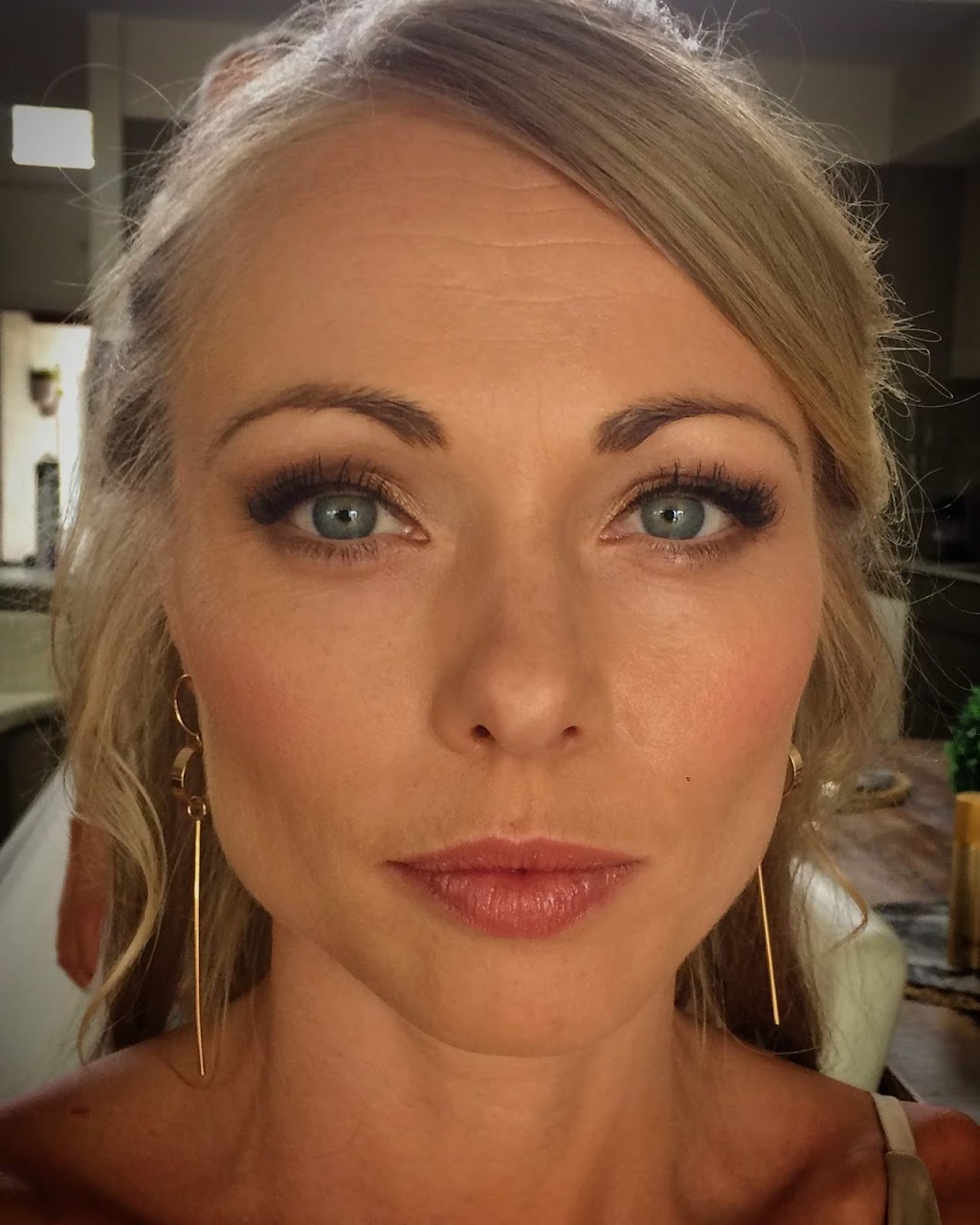 Jackie Wallington Hair and Makeup | 60 Horsfield Rd, Horsfield Bay NSW 2256, Australia | Phone: 0415 278 255