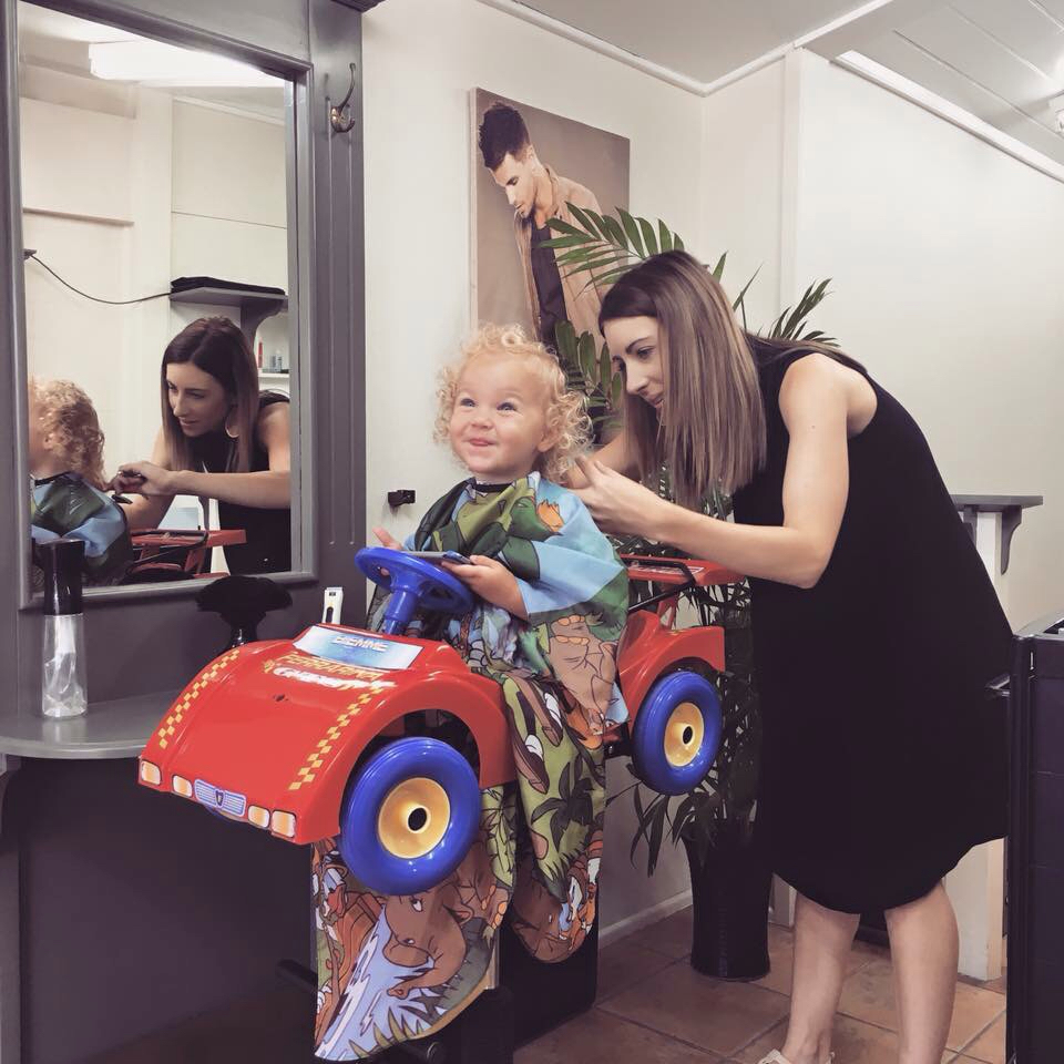 Riquitas Hair Studio | 4 Archer Ct, Avenell Heights QLD 4670, Australia | Phone: (07) 4153 4189