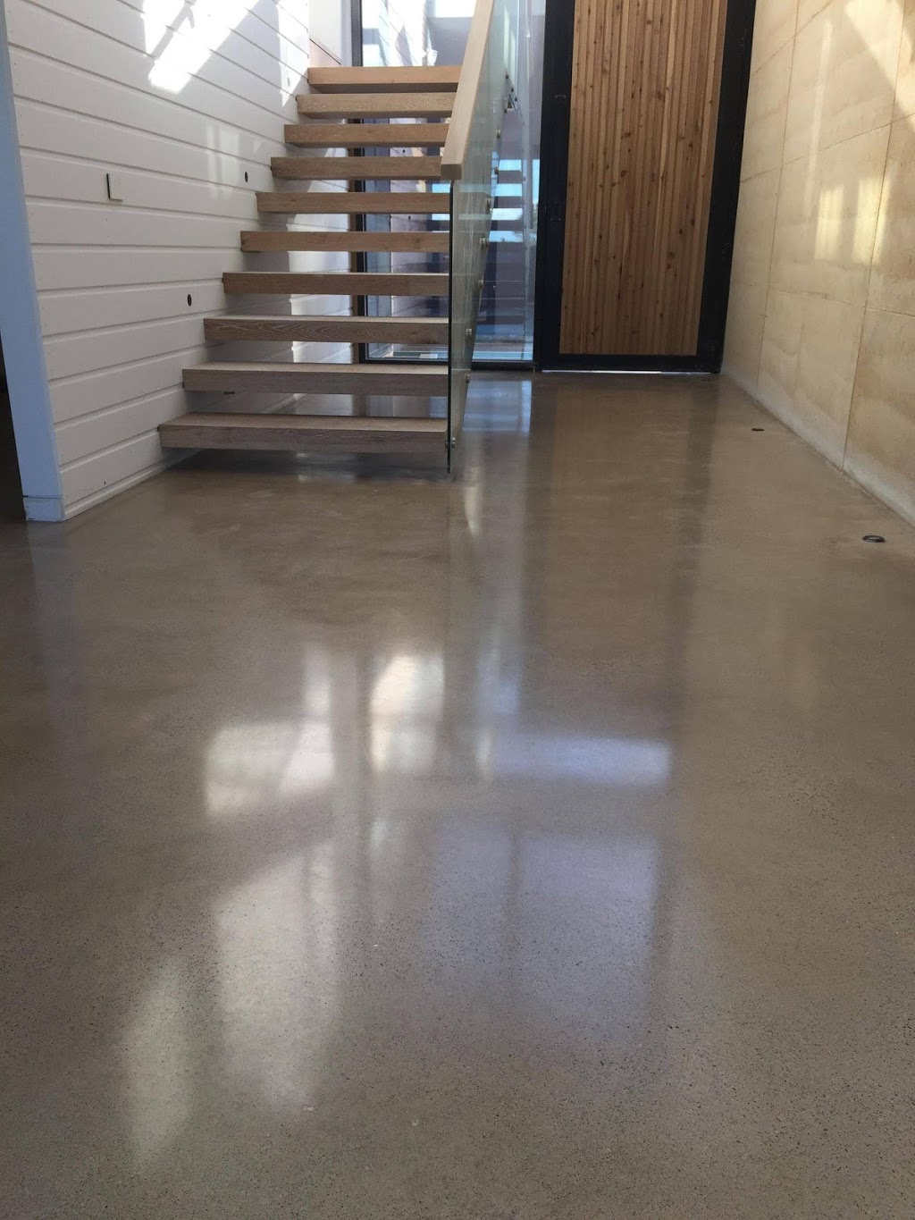 Surfside Polished Concrete | 20 Hocking Dr, Ocean Grove VIC 3226, Australia | Phone: 0409 484 237