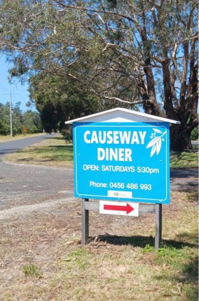 Causeway Diner Golden Beach | Surf Edge Dr, Golden Beach VIC 3851, Australia | Phone: 0456 486 993