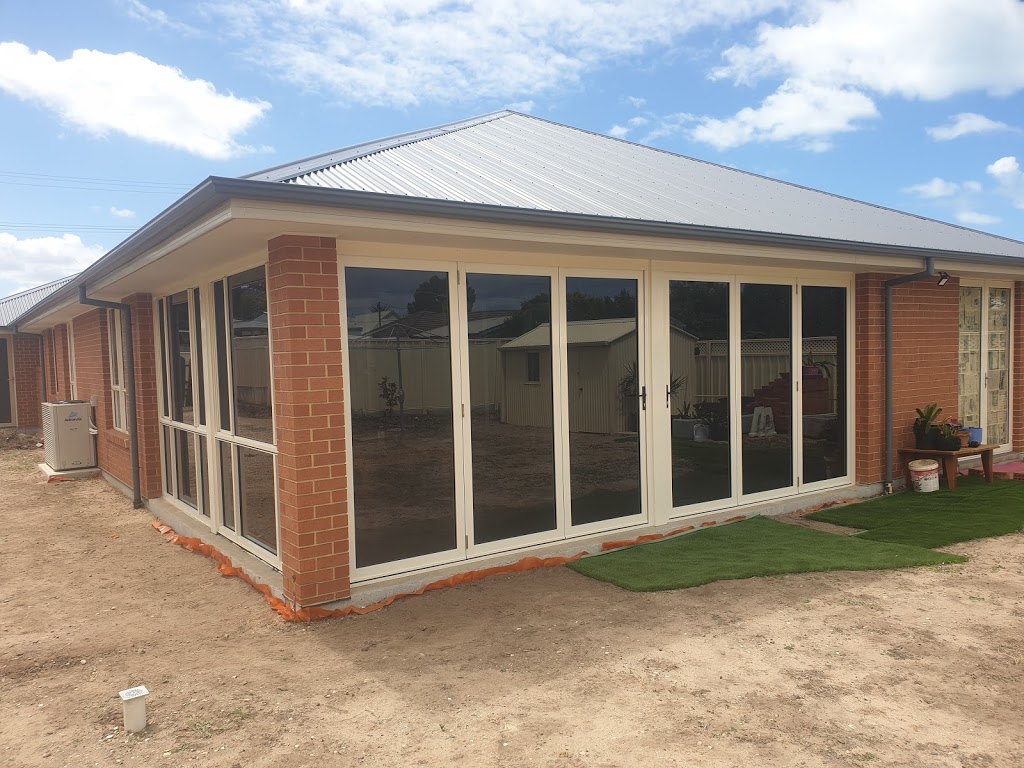 Hassle Free Glazing | Whites Rd, Salisbury North SA 5108, Australia | Phone: 0425 202 073