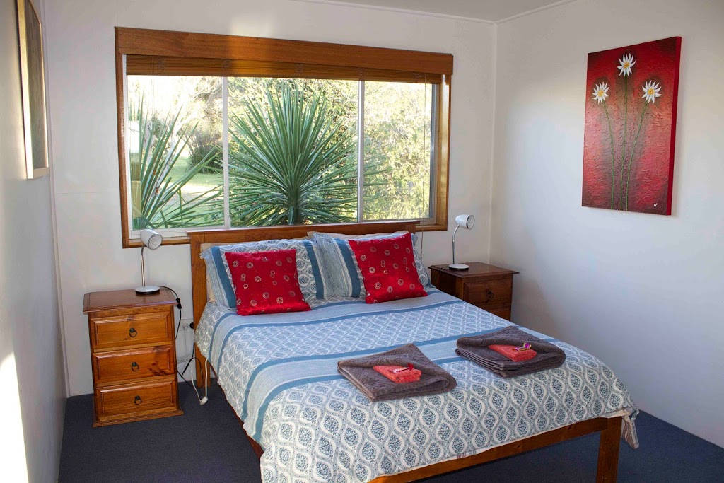 Maxs Beach House | lodging | 99 Scamander Ave, Scamander TAS 7215, Australia | 0428725479 OR +61 428 725 479