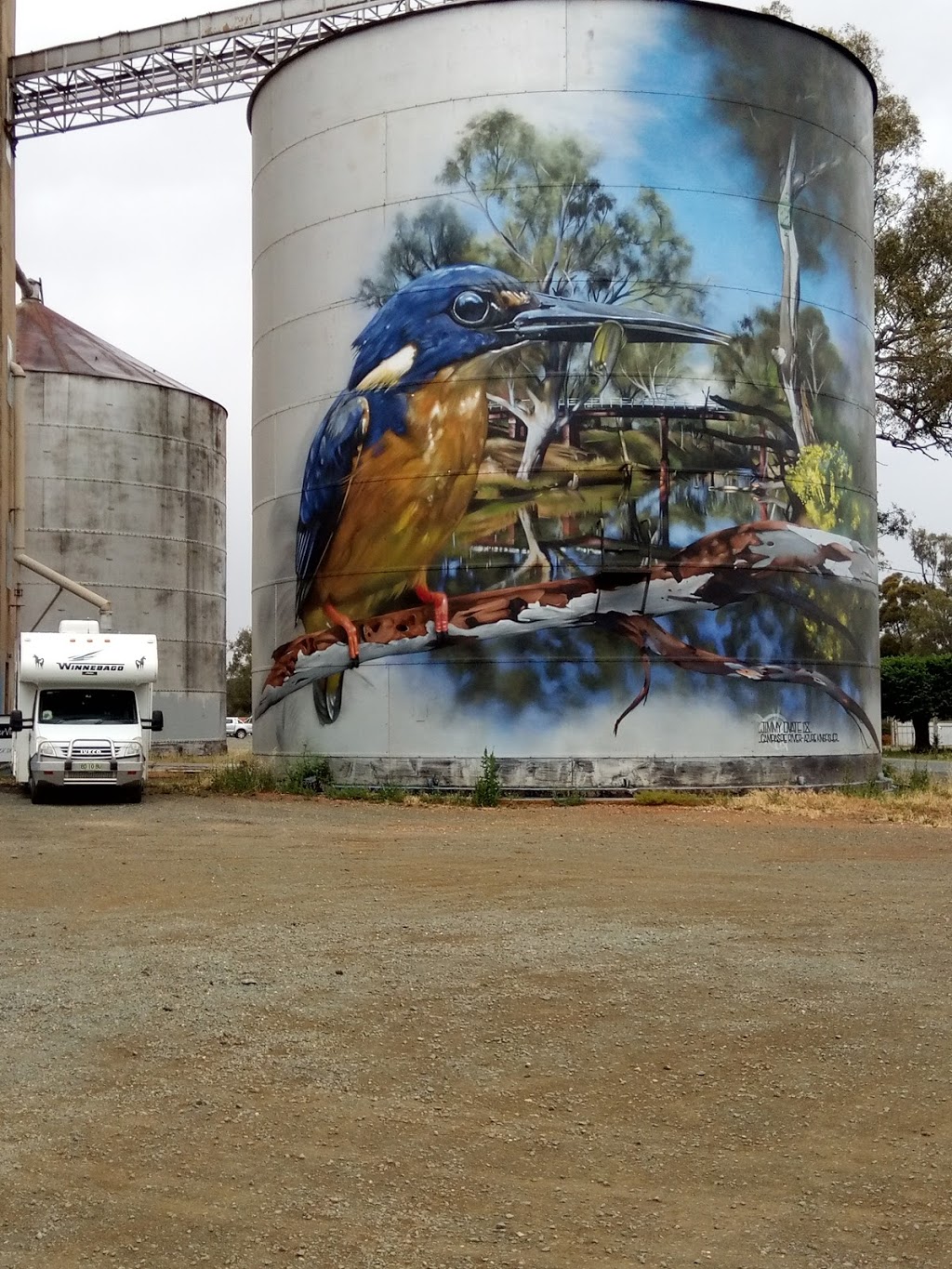 Silo painted mural | museum | 60 Federation St, Patchewollock VIC 3491, Australia